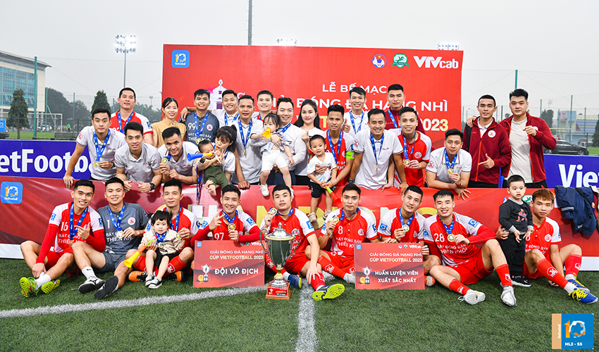 Thiên Khôi FC trở thành nhà vô địch Hạng Nhì một cách đầy đáng nhớ