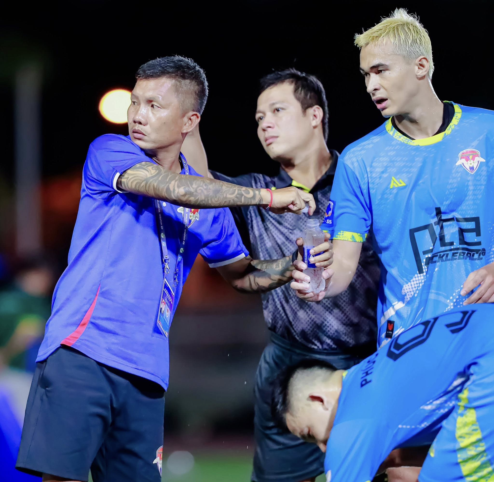 HLV Ông Tùng Cóc: Phúc Khang FC sẽ chứng minh thất bại trước Nghiêm Phạm Holdings chỉ là tai nạn