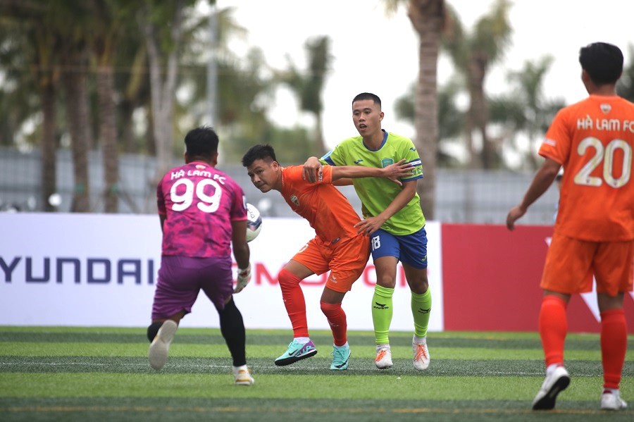 Bảng A VSC-S3 miền Trung: Hiếu Hoa Quahaco và An Phước vào bán kết