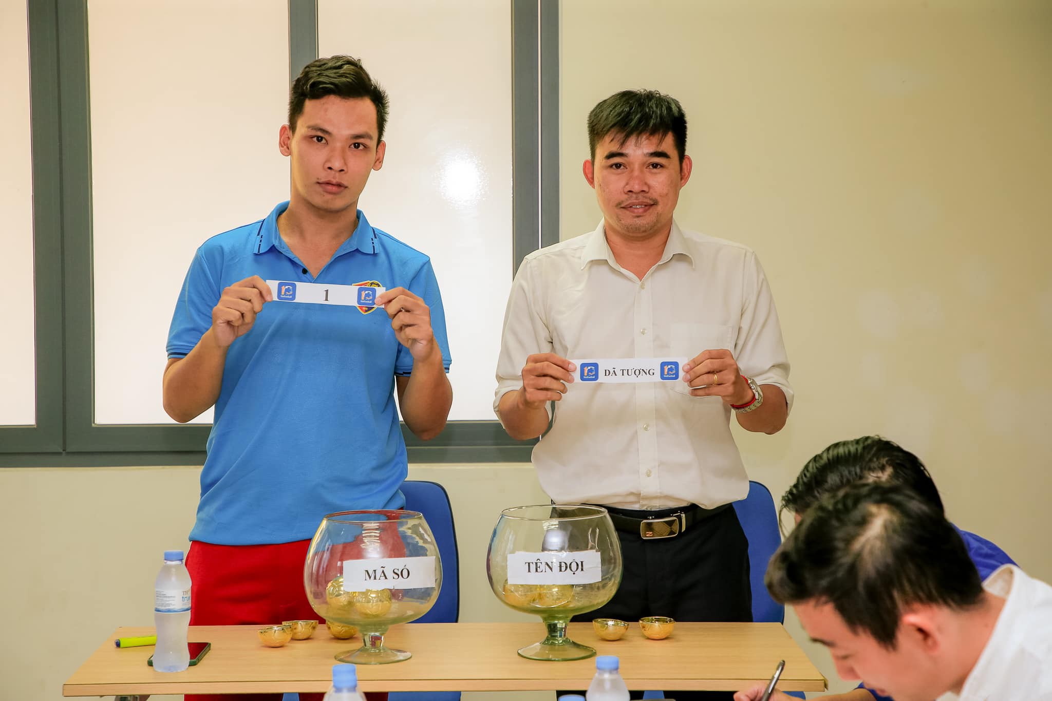 Năm đội tham dự vòng play-off SPL-S5