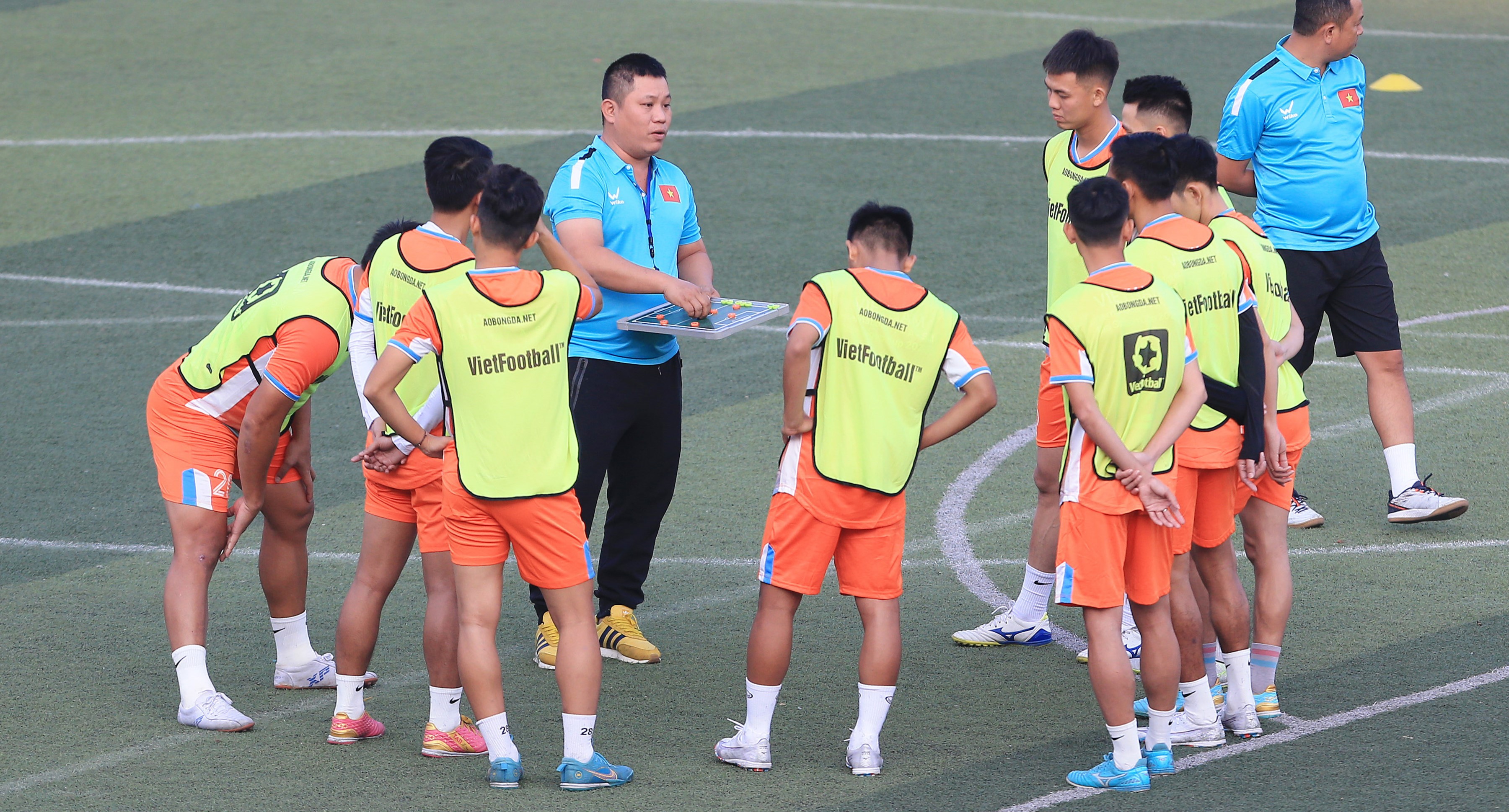 HLV Tuấn Anh “Gấu”: An Biên FC phải đá làm sao kéo thật nhiều CĐV yêu thích