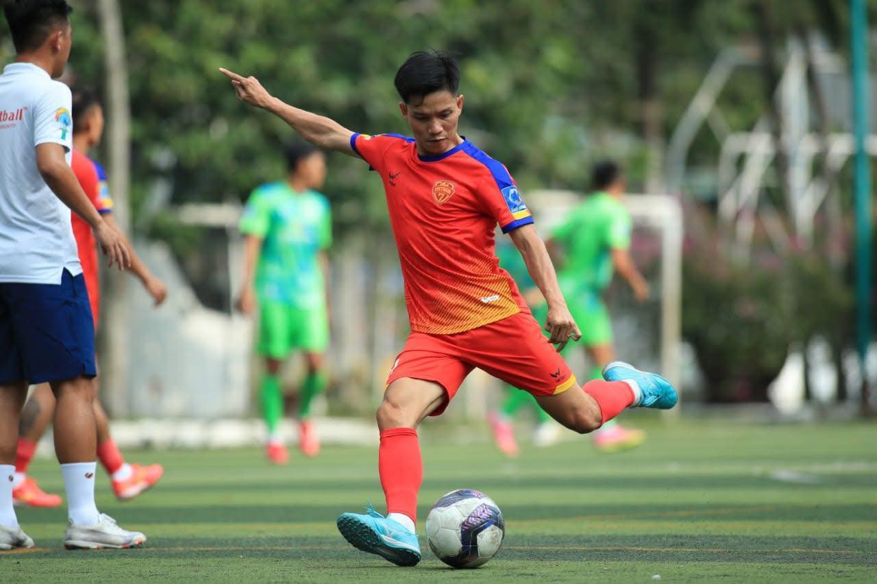 Đội tuyển bóng đá 7 người Việt Nam bổ sung Trịnh Quang Vinh