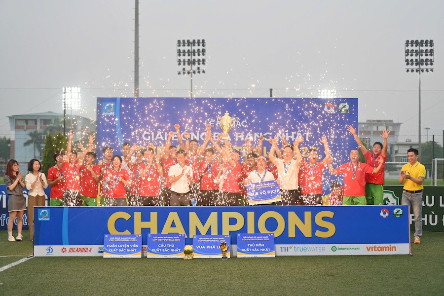 Đại Nam FC lên ngôi vô địch Giải bóng đá hạng Nhất - Cúp VietFootball 2025