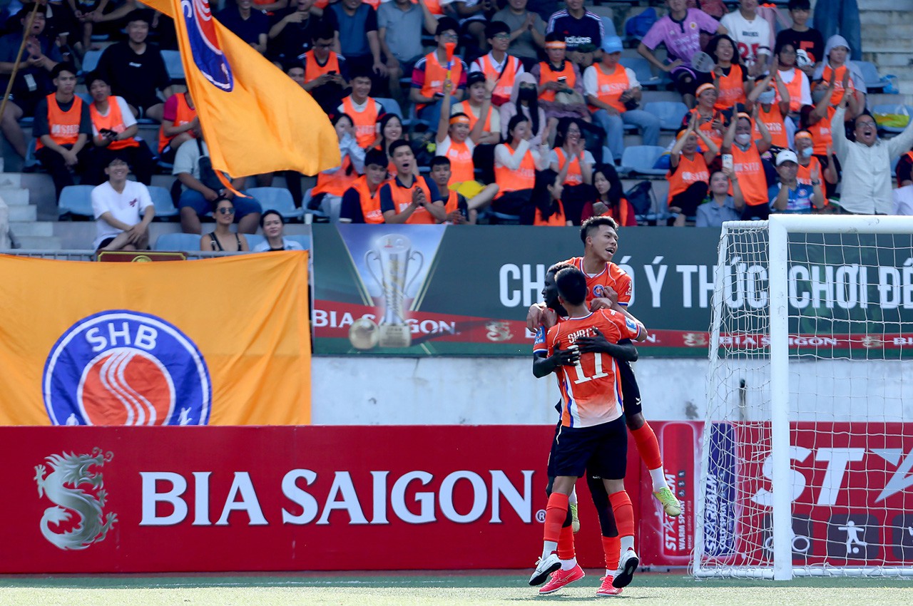 Vòng 2 HPL-S12: Đại Từ giành 3 điểm bản lĩnh, SHB và Thiên Khôi FC thị uy sức mạnh